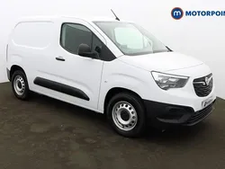 White Used 2023 Vauxhall Combo MPV | £10,549 (Super price)