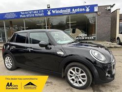 Black Used 2018 Mini Cooper S Hatch Hatchback | £8,450 (Super price)