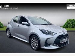 Used 2025 Toyota Yaris Hybrid Hatchback | £19,975 (Fair price)