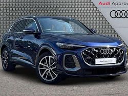 Blue Used 2025 Audi Q5 Advanced SUV | £50,990 (Expensive)