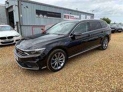 Black Used 2021 VW Passat Advance Estate | £13,490 (Fair price)