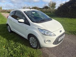 White Used 2015 Ford Ka Zetec Hatchback | £3,995 (Fair price)