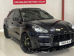 Used 2019 Porsche Cayenne S E-Hybrid SUV | £42,995