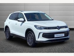 White Used 2024 VW Tiguan Match SUV | £28,991 (Fair price)