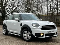 White Used 2018 Mini Cooper Countryman SUV | £11,480 (Good price)