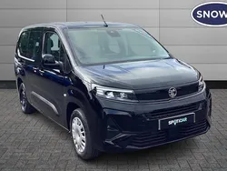 Used 2026 Vauxhall Combo Design Edition MPV | £17,740 (Fair price)