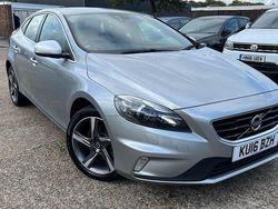 Used 2016 Volvo V40 R-Design Hatchback | £6,321 (Good price)