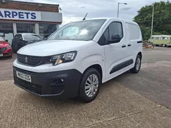 White Used 2022 Peugeot E-Partner Premium MPV | £11,495 (Fair price)