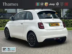 White Used 2021 Fiat 500e Icon Hatchback | £12,995 (Fair price)