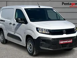New 2026 Vauxhall Combo MPV | £17,995 (Fair price)