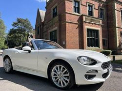 White Used 2018 Fiat 124 Spider Lusso Cabriolet | £9,481 (Fair price)