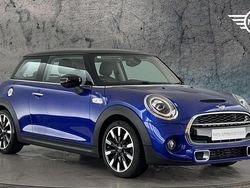 Blue Used 2019 Mini Cooper S Exclusive Hatchback | £19,095 (Fair price)
