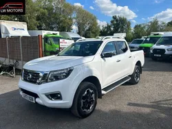 White Used 2021 Nissan Navara Tekna Pickup | £17,999 (Good price)
