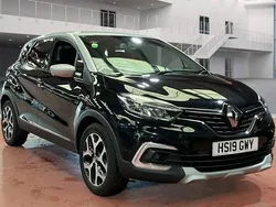 Black/silver Used 2019 Renault Captur GT-Line SUV | £8,490 (Fair price)