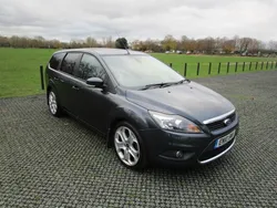 Grey Used 2010 Ford Focus Titanium Estate | £3,995 (Fair price)