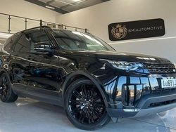 Black Used 2019 Land Rover Discovery 5 HSE Luxury SUV | £29,995 (Fair price)