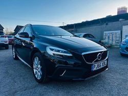 Black Used 2016 Volvo V40 CC Pro Estate | £11,595 (Fair price)