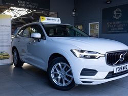 White Used 2019 Volvo XC60 Momentum SUV | £19,950 (Fair price)