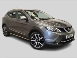 Grey Used 2016 Nissan Qashqai Tekna SUV | £13,495 (Expensive)
