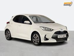 White Used 2022 Toyota Yaris Hybrid Design Hatchback | £15,595 (Good price)