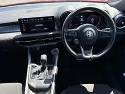 Red Used 2024 Alfa Romeo Tonale Sprint SUV | £25,487 (Fair price)