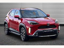 Scarlet flare Used 2025 Toyota Yaris Hybrid SUV | £29,695 (A bit pricey)