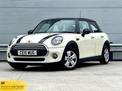 White Used 2015 Mini Cooper Hatch Hatchback | £5,450 (A bit pricey)