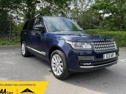 Blue Used 2016 Land Rover Range Rover Vogue SE SUV | £17,990 (Super price)