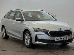 Brilliant silver metallic New 2024 Skoda Octavia SE Technology Estate | £24,866 (Good price)