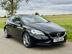 Black Used 2016 Volvo V40 Momentum Estate | £7,450 (Fair price)