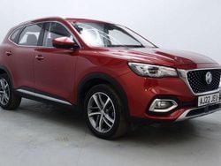 Red Used 2022 MG HS Excite SUV | £13,500 (Fair price)