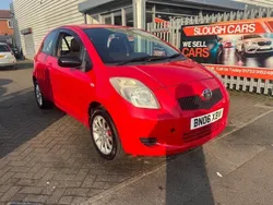Red Used 2006 Toyota Yaris T2 Hatchback | £1,195 (Good price)