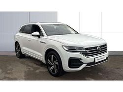 White Used 2019 VW Touareg R-line SUV | £33,495 (Fair price)