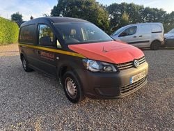 White Used 2014 VW Caddy Startline MPV | £2,895 (Fair price)