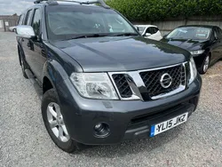Grey Used 2015 Nissan Navara Tekna Pickup | £7,995