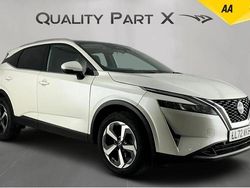 White Used 2022 Nissan Qashqai N-Connecta SUV | £13,379 (Fair price)