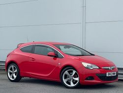 Red Used 2012 Vauxhall Astra GTC SRi Hatchback | £1,995 (Super price)