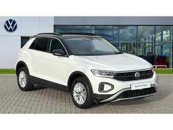 Pure white Used 2022 VW T-Roc Life SUV | £17,228 (Fair price)