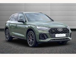 District green Used 2022 Audi Q5 Comfort SUV | £38,350 (Fair price)