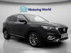 Black Used 2022 MG HS Exclusive SUV | £16,400 (Fair price)