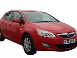 Red Used 2011 Vauxhall Astra | £1,995