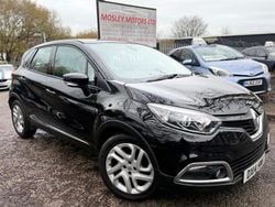 Black Used 2014 Renault Captur Dynamique SUV | £3,590 (Good price)