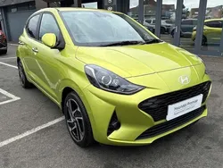 Green New 2025 Hyundai i10 Premium Hatchback | £19,150 (A bit pricey)