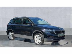 Black magic pearl effect Used 2025 Skoda Karoq SE Drive SUV | £22,400 (Fair price)