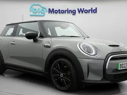 Used 2023 Mini Cooper Level 2 Hatchback | £13,000 (Fair price)