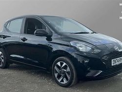 Black Used 2024 Hyundai i10 Advanced Hatchback | £14,524 (Fair price)