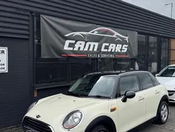 White Used 2017 Mini Cooper D Hatch Hatchback | £4,450 (Expensive)