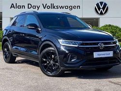 Black Used 2023 VW T-Roc R-line SUV | £27,595 (Fair price)