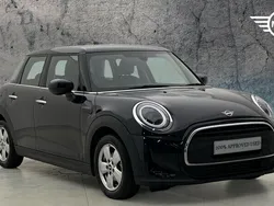 Black Used 2022 Mini Cooper Classic Hatchback | £18,540 (Fair price)