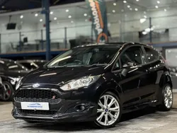 Black Used 2014 Ford Fiesta Zetec Hatchback | £3,399 (Fair price)